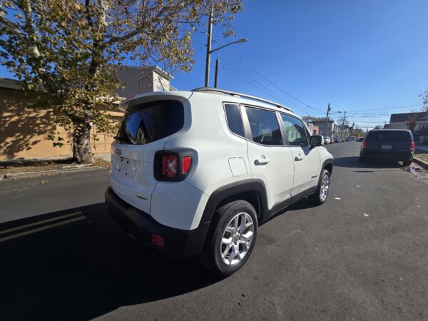 2015 Jeep renegade - Imagen 8