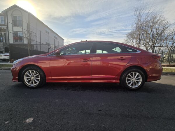 2018 Hyundai sonata SE - Imagen 12