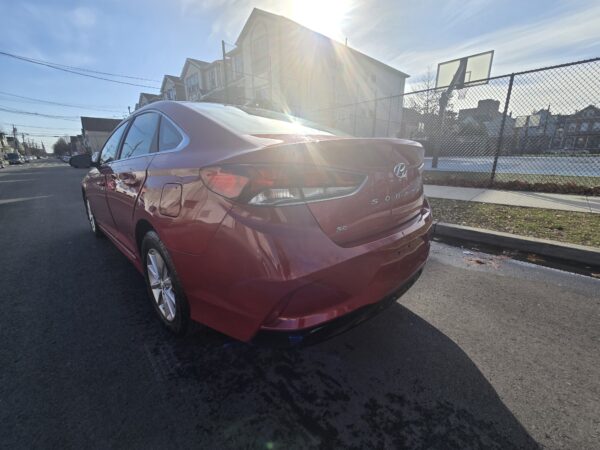 2018 Hyundai sonata SE - Imagen 8